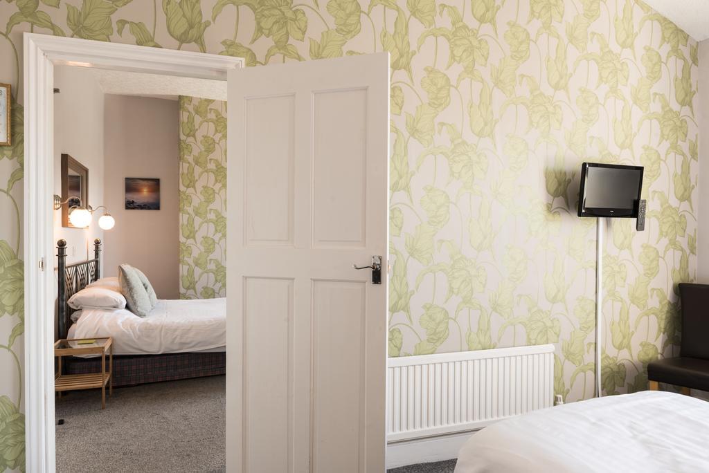 The Grafton Guest House Llandudno Bagian luar foto